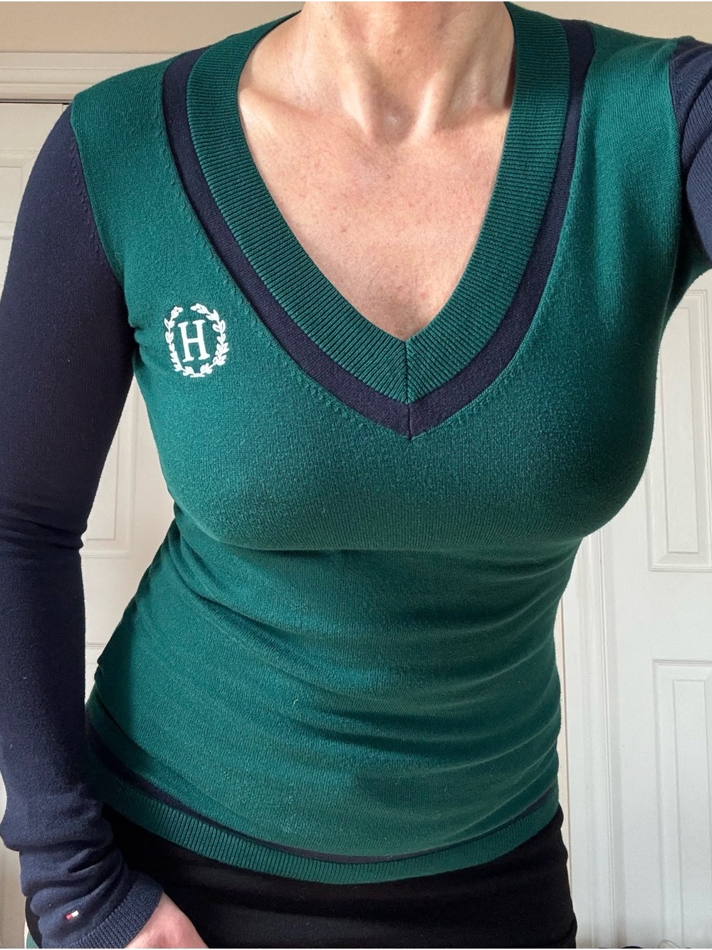 Tommy Hilfiger Green V-Neck Long Sleeve Sweater with Navy Trim